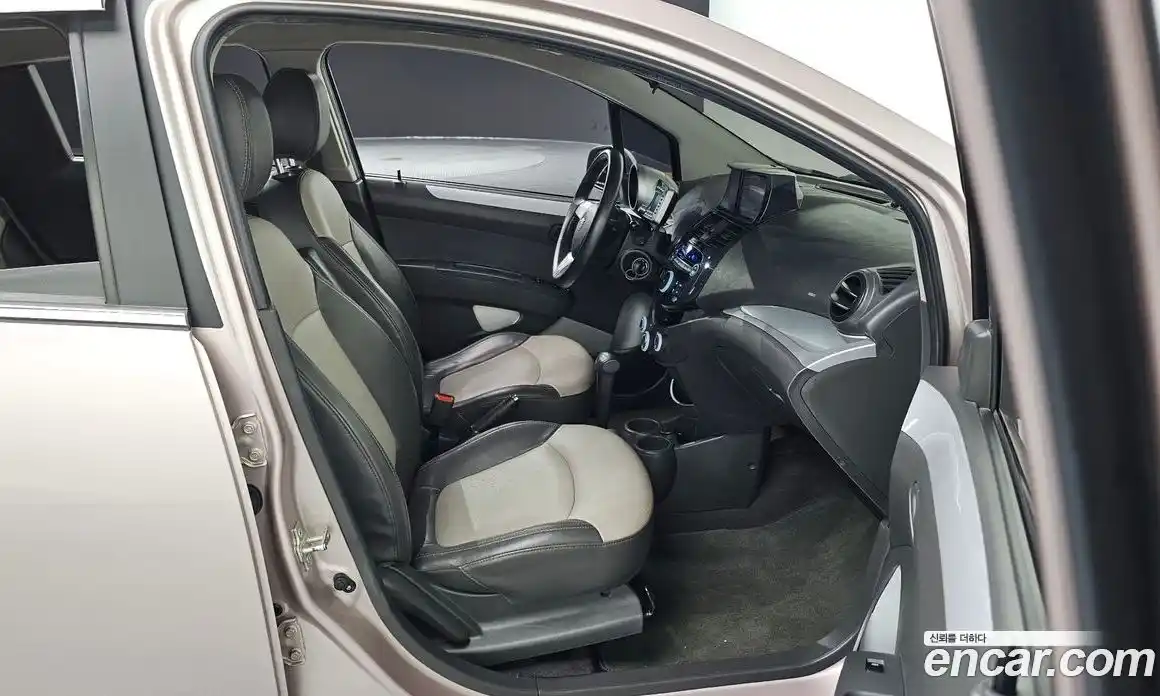 Chevrolet Spark 2012 1.0 Автомат в Москве № 40195, фото 10