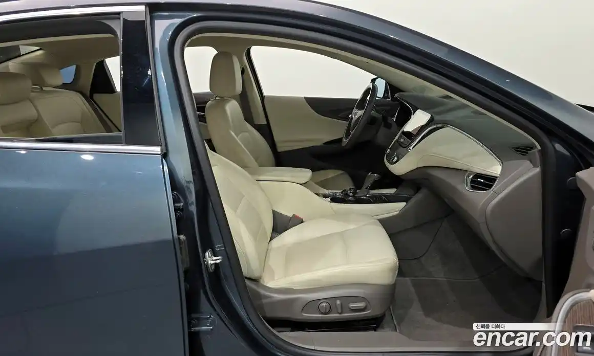 Chevrolet Malibu 2019 2.0 Автомат в Москве № 41356, фото 11