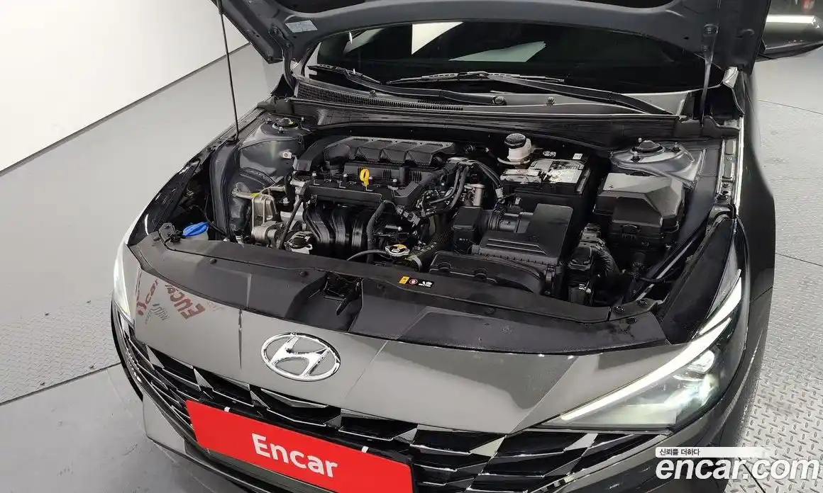 Hyundai Avante 2023 1.6 Автомат в Москве № 45550, фото 4