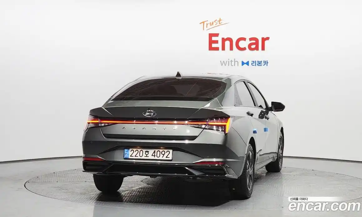 Hyundai Avante 2023 1.6 Автомат в Москве № 45550, фото 5