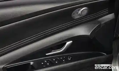 Hyundai Avante 2023 1.6 Автомат в Москве № 45550, миниатюра 8