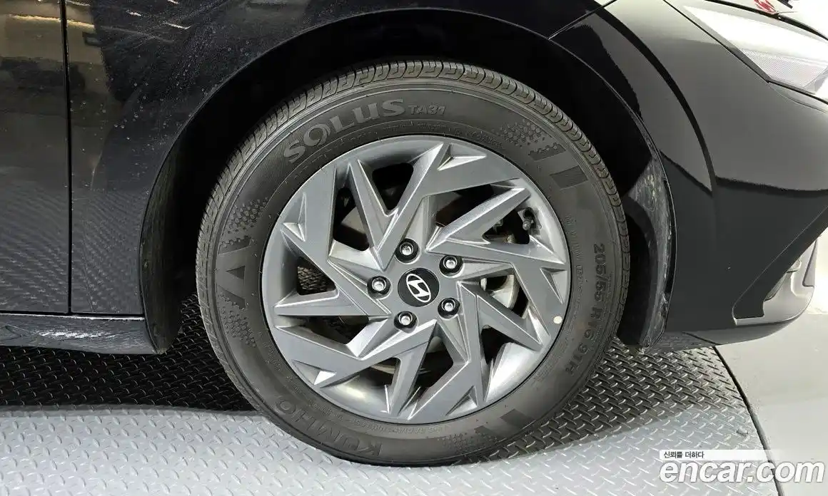 Hyundai Avante 2024 1.6 Автомат в Москве № 45888, фото 14