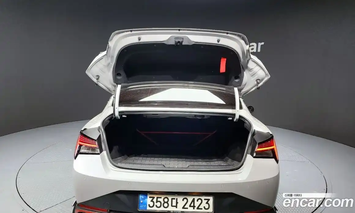 Hyundai Avante 2022 2.0 Автомат в Москве № 48059, фото 8