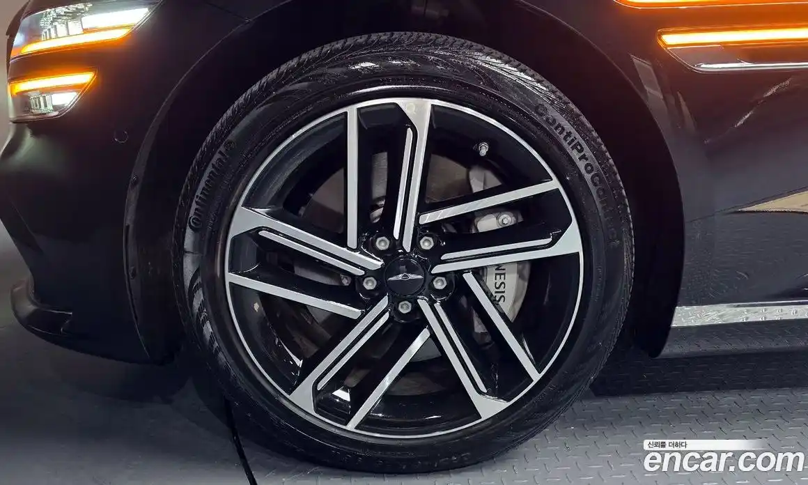 Genesis G80 2025 2.5 Автомат в Москве № 56933, фото 17