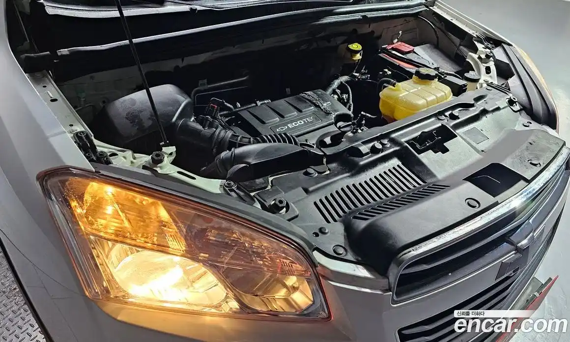 Chevrolet Trax 2015 1.4 Автомат в Москве № 94074, фото 13