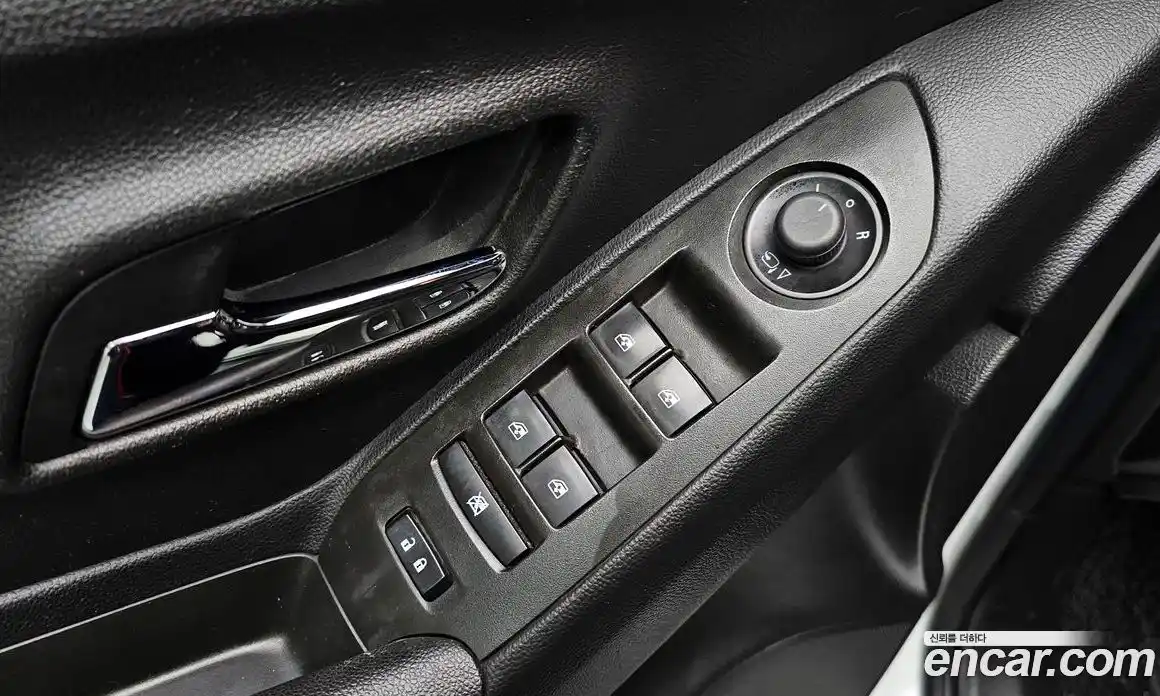 Chevrolet Trax 2015 1.4 Автомат в Москве № 94074, фото 15