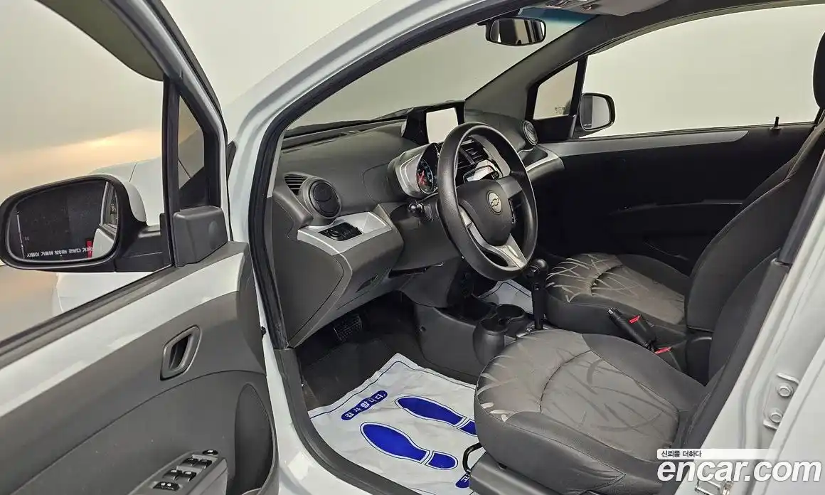 Chevrolet Spark 2014 1.0 Автомат в Москве № 96891, фото 4