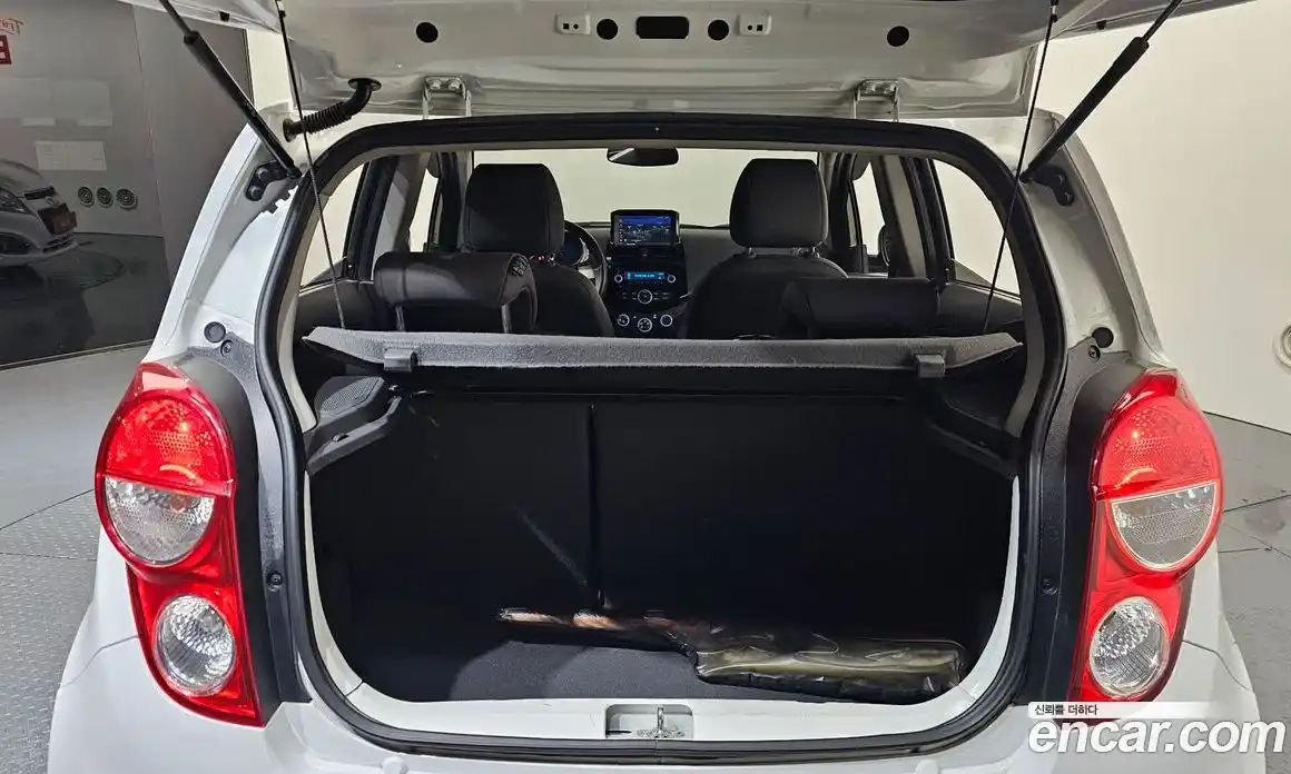 Chevrolet Spark 2014 1.0 Автомат в Москве № 96891, фото 6