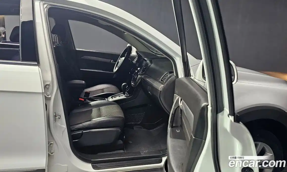 Chevrolet Captiva 2016 2.0 Автомат в Москве № 100296, фото 9