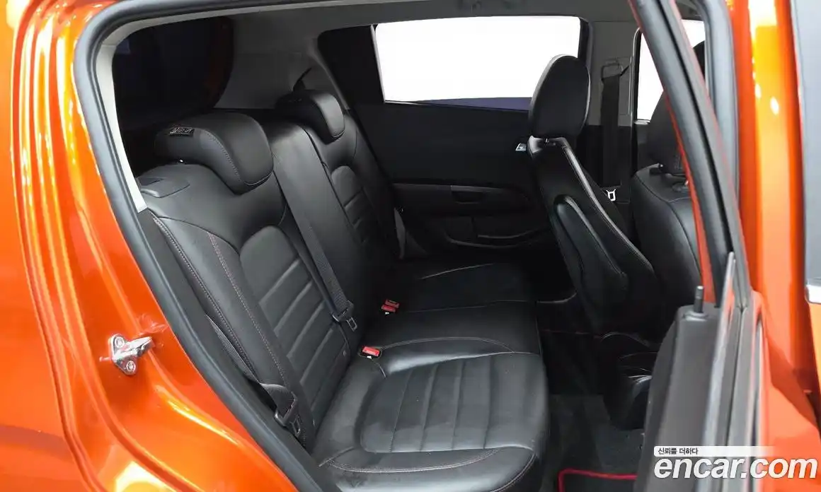 Chevrolet Aveo 2015 1.4 Автомат в Москве № 103830, фото 12