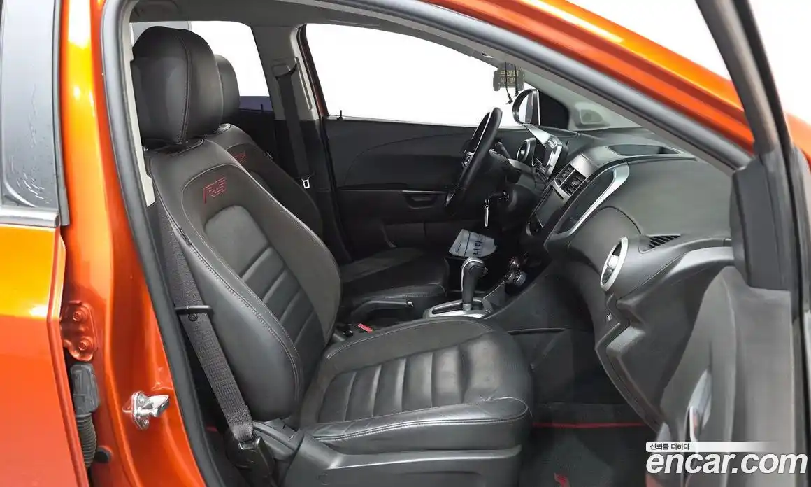 Chevrolet Aveo 2015 1.4 Автомат в Москве № 103830, фото 10