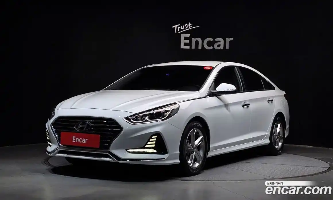 Hyundai Sonata 2019 2.0 Автомат в Москве № 10517, фото 12