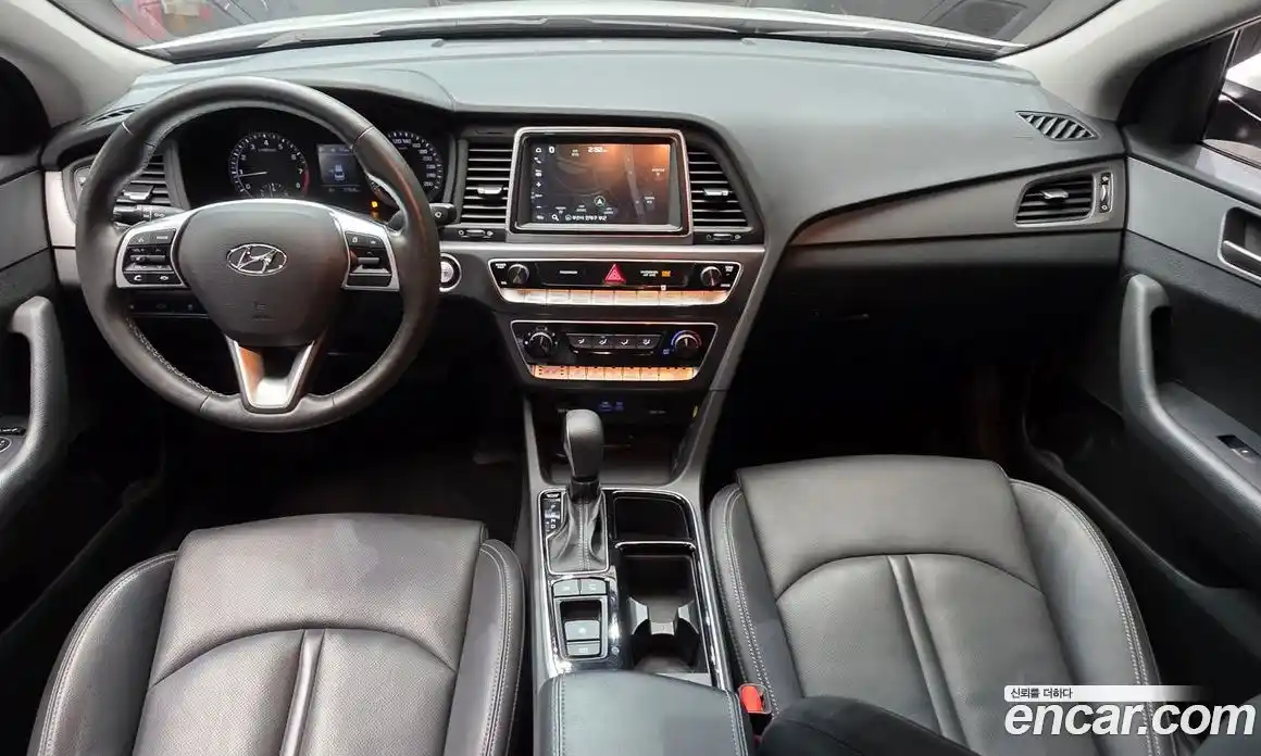 Hyundai Sonata 2019 2.0 Автомат в Москве № 10517, фото 18