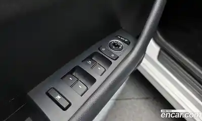 Hyundai Sonata 2019 2.0 Автомат в Москве № 10517, миниатюра 4