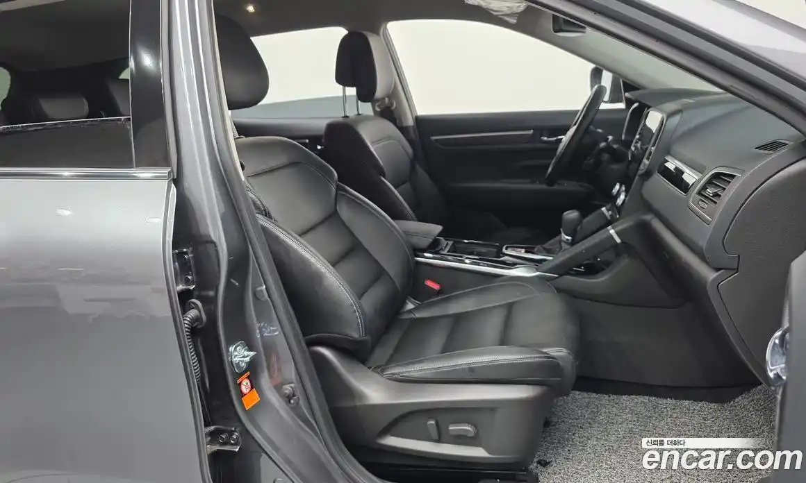 Renault QM6 2024 2.0 Автомат в Москве № 106359, фото 11