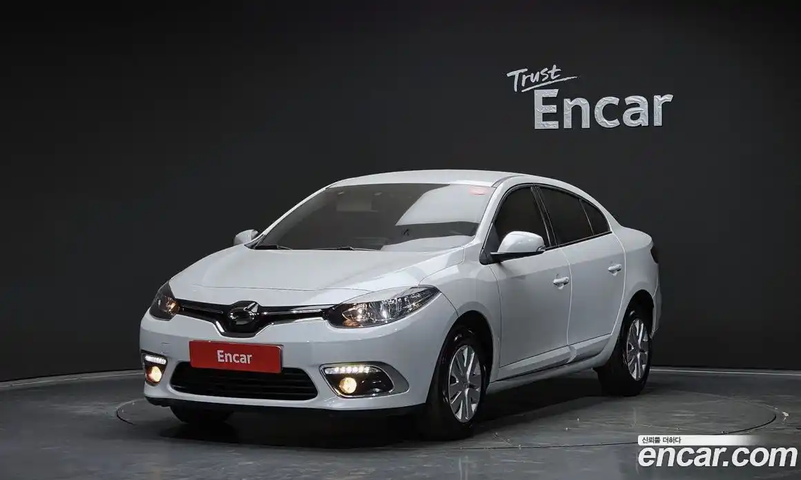 Renault SM3 2018 1.6 Автомат в Москве № 106427, фото 13