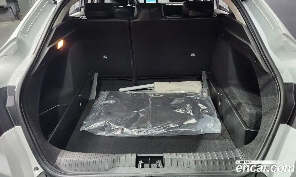 Renault XM3 2023 1.6 Автомат в Москве № 106657, фото 20