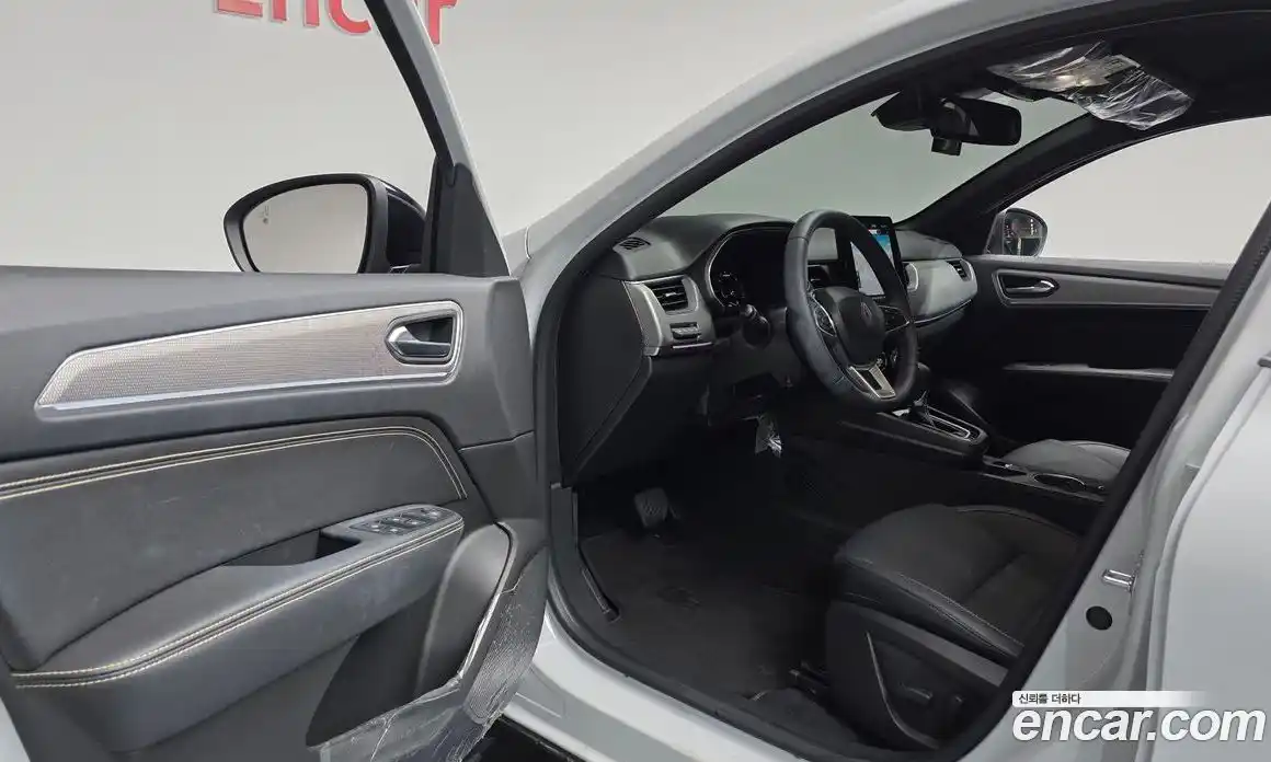 Renault Arkana 2025 1.6 Автомат в Москве № 107125, фото 4