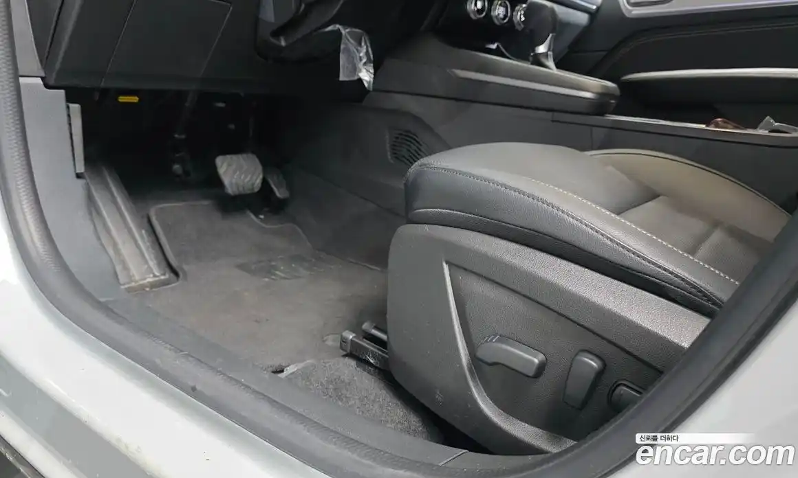 Renault Arkana 2025 1.6 Автомат в Москве № 107125, фото 6