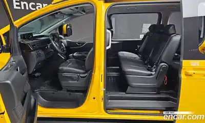 Hyundai Staria, 2023