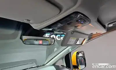 Hyundai Staria 2023 3.5 Автомат в Москве № 107672, миниатюра 2