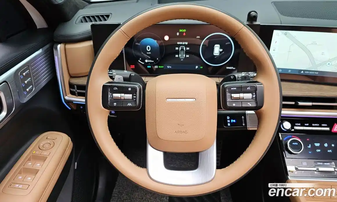 Hyundai Santa Fe 2024 1.6 Автомат в Москве № 108241, фото 2