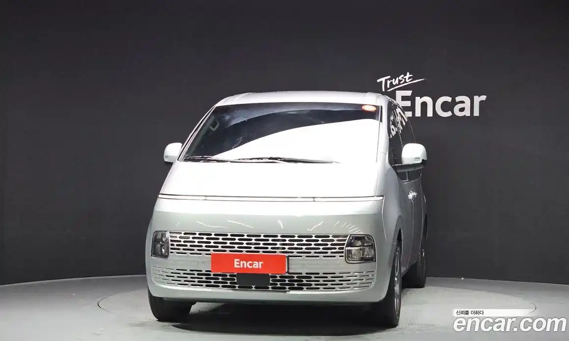 Hyundai Staria 2025 1.6 Автомат в Москве № 108466, фото 13