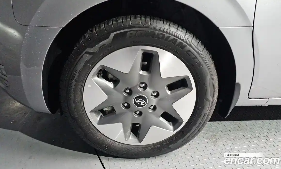 Hyundai Staria 2025 1.6 Автомат в Москве № 108466, фото 15