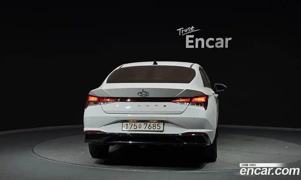 Hyundai Avante 2022 1.6 Автомат в Москве № 110965, фото 19