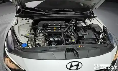 Hyundai Avante 2022 1.6 Автомат в Москве № 110965, миниатюра 6