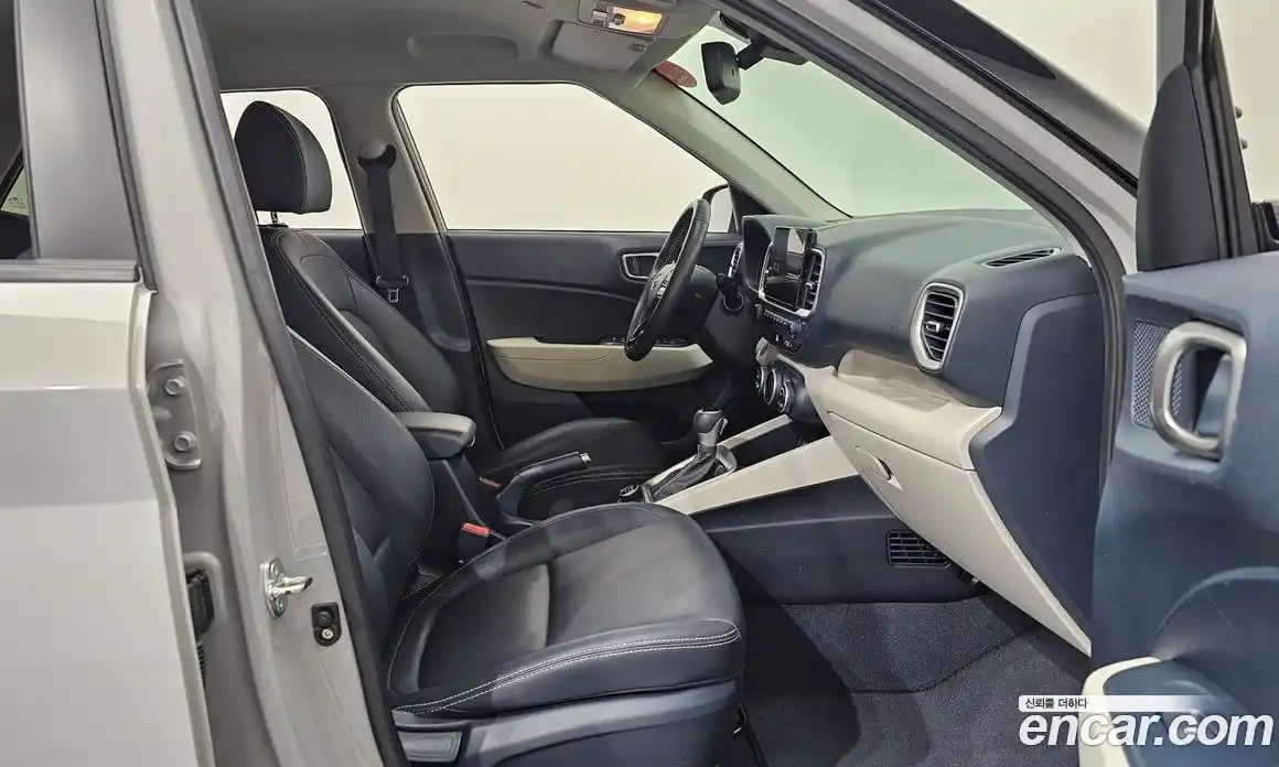 Hyundai Venue 2024 1.6 Автомат в Москве № 110993, фото 11