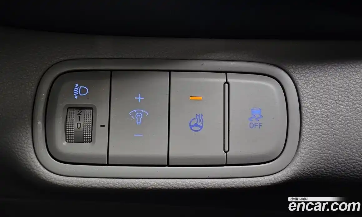 Hyundai Venue 2024 1.6 Автомат в Москве № 110993, фото 13