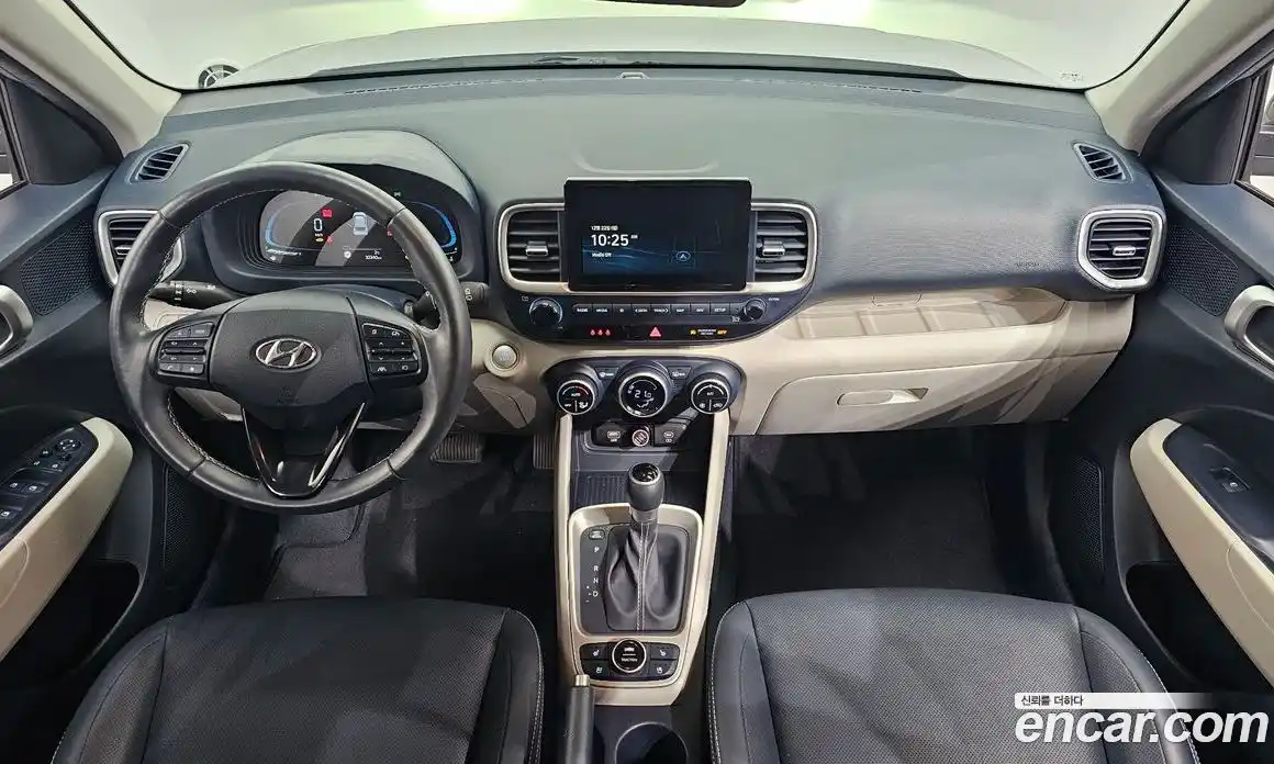 Hyundai Venue 2024 1.6 Автомат в Москве № 110993, фото 14