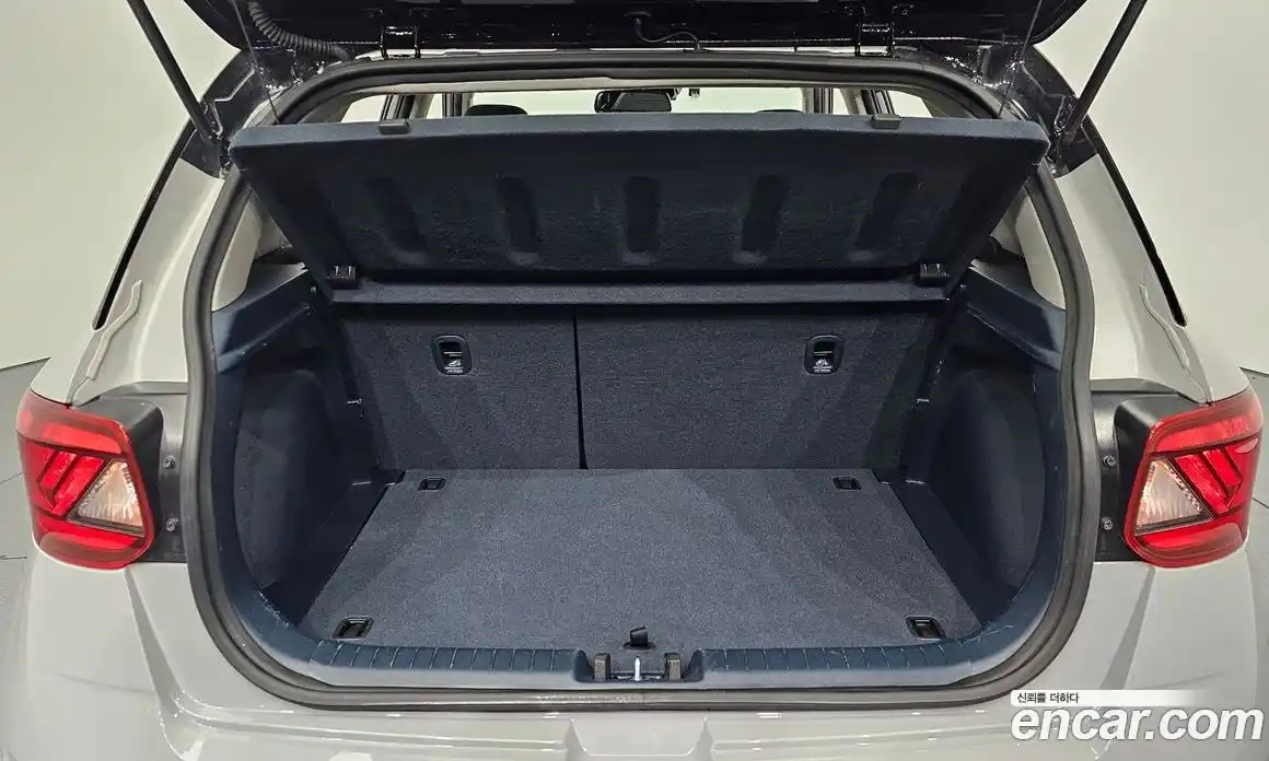 Hyundai Venue 2024 1.6 Автомат в Москве № 110993, фото 18