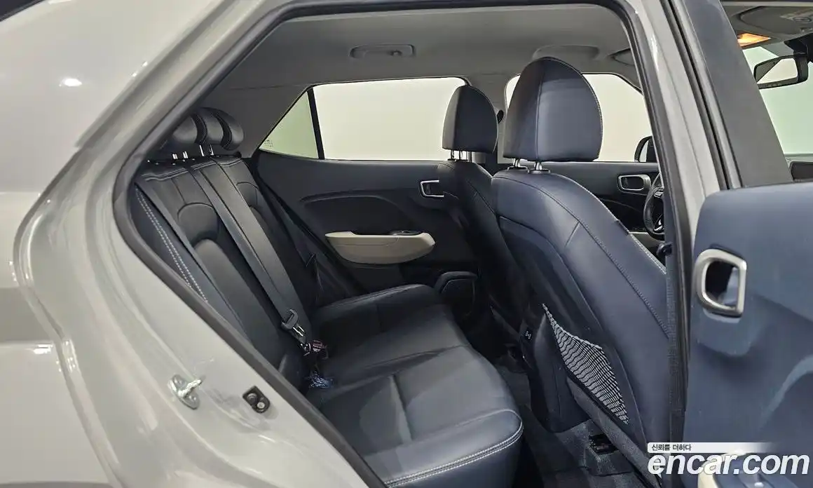 Hyundai Venue 2024 1.6 Автомат в Москве № 110993, фото 3