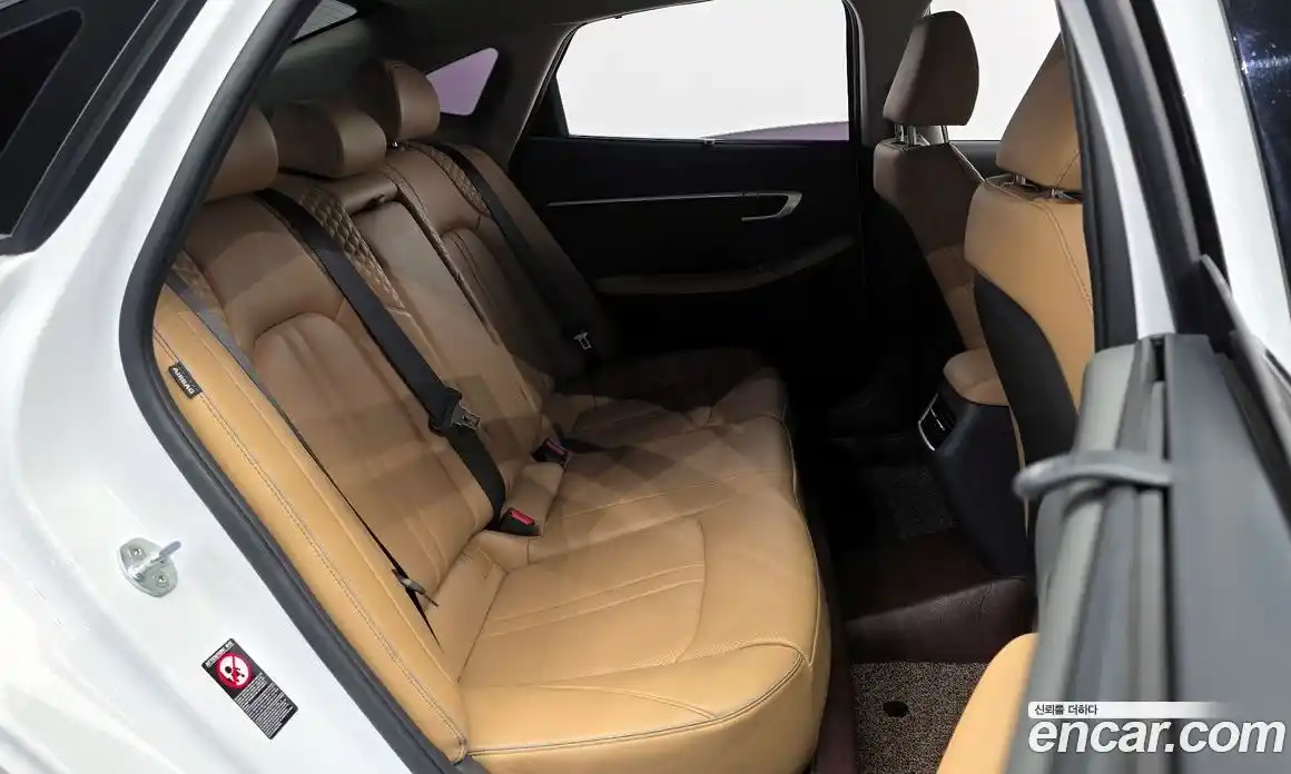 Hyundai Sonata 2020 1.6 Автомат в Москве № 111496, фото 10