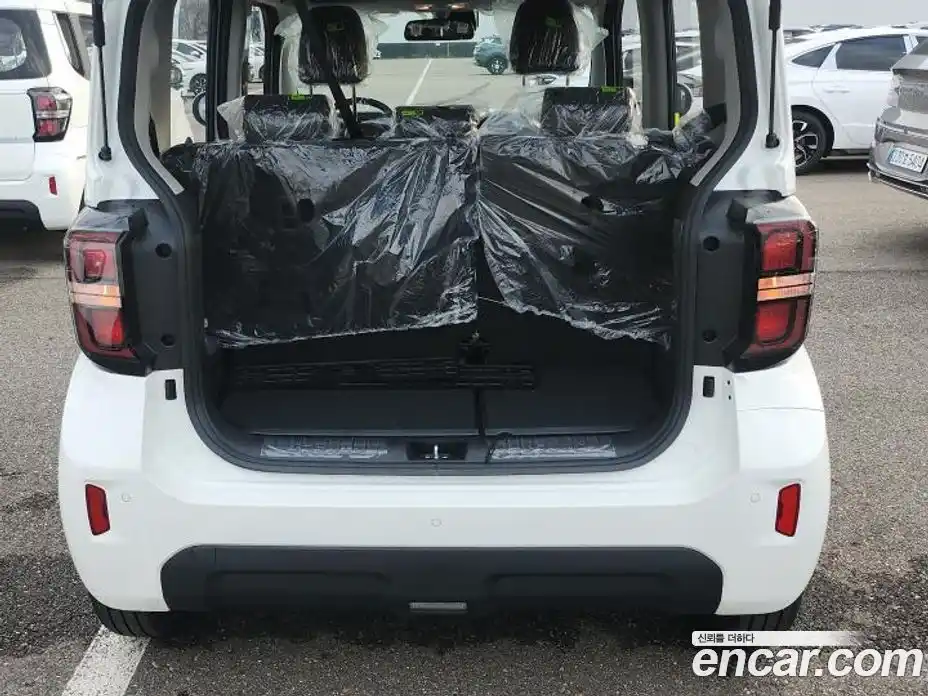 Kia Ray 2026 1.0 Автомат в Москве № 113889, фото 12