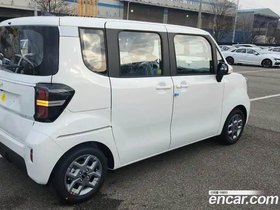 Kia Ray 2026 1.0 Автомат в Москве № 113889, фото 20