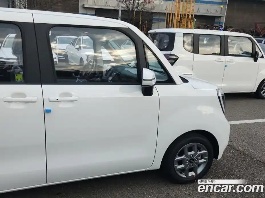 Kia Ray 2026 1.0 Автомат в Москве № 113889, фото 8