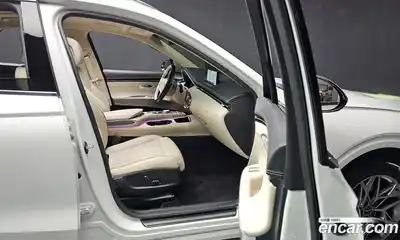 Genesis GV70 2023 2.5 Автомат в Москве № 118477, миниатюра 12