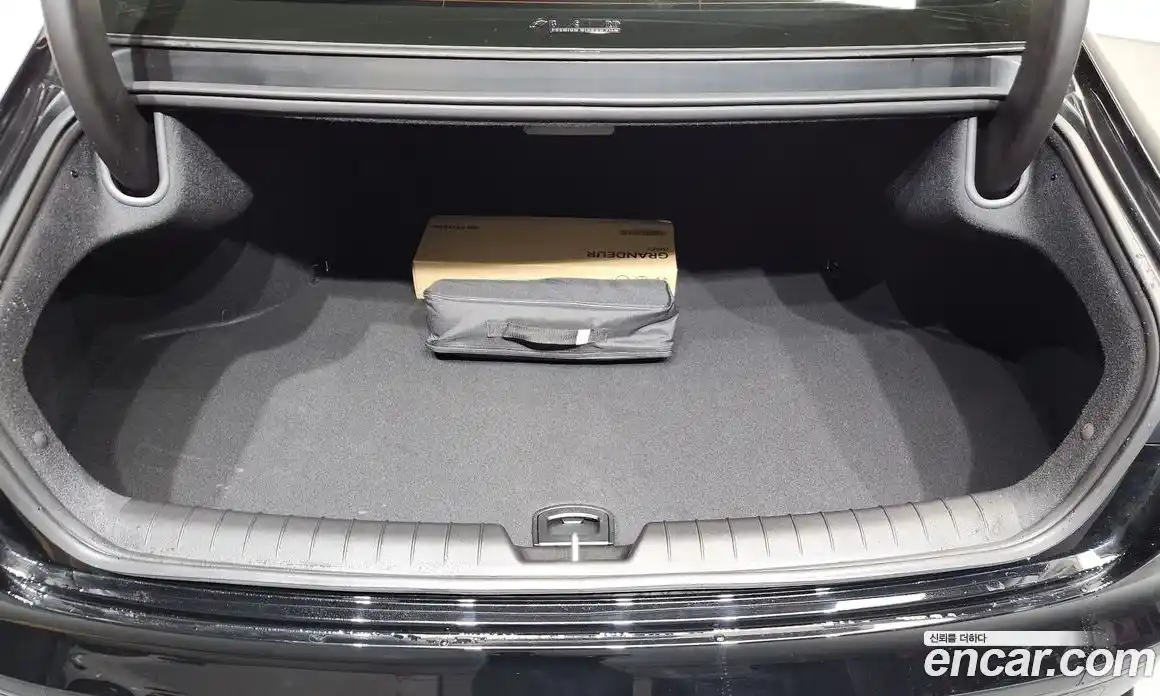 Hyundai Grandeur 2025 2.5 Автомат в Москве № 119946, фото 19