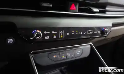 Kia Canival 2025 3.5 Автомат в Москве № 120233, миниатюра 8