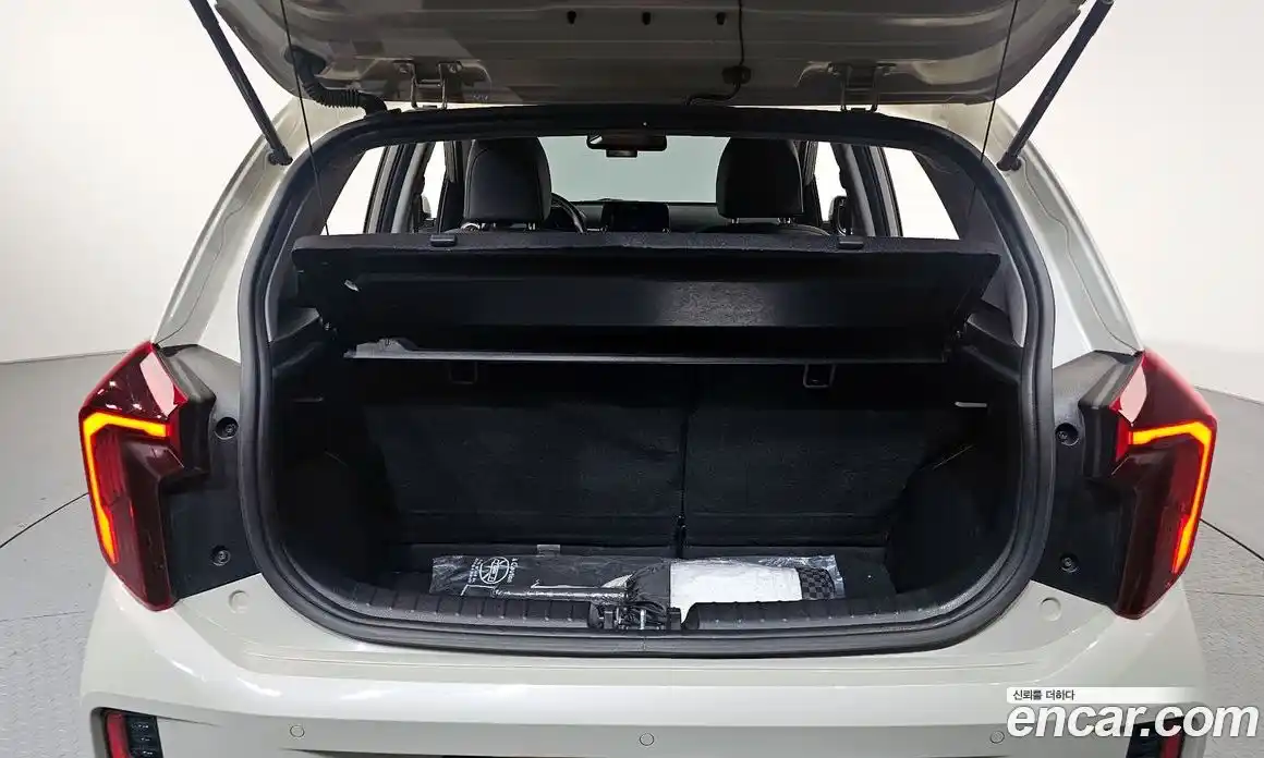 Kia Morning 2024 1.0 Автомат в Москве № 121218, фото 13