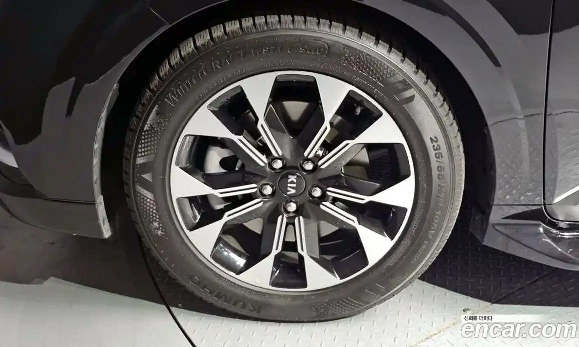 Kia Canival 2021 3.5 Автомат в Москве № 121522, фото 8