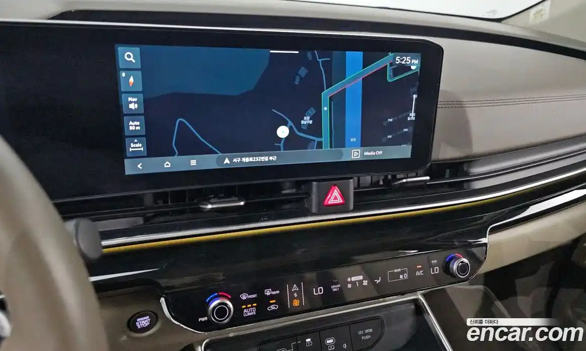 Kia Canival 2025 1.6 Автомат в Москве № 121985, фото 16