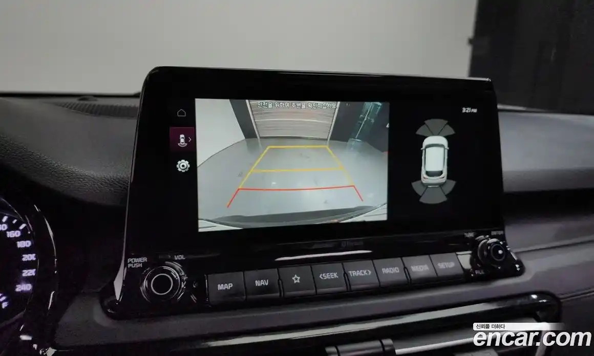 Kia Seltos 2022 1.6 Автомат в Москве № 122275, фото 20