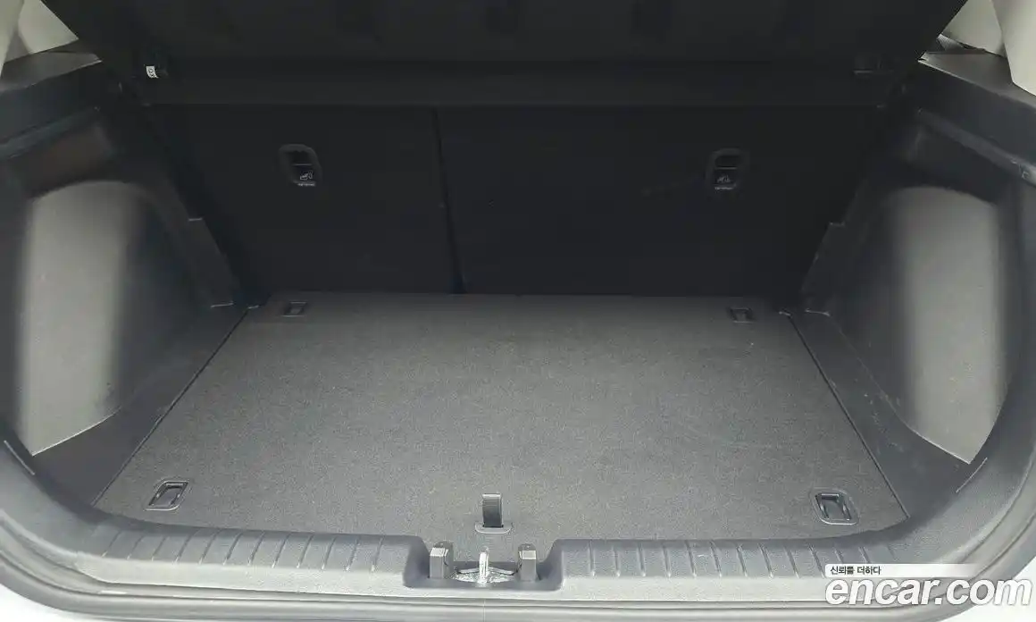 Hyundai Venue 2022 1.6 Автомат в Москве № 123729, фото 1