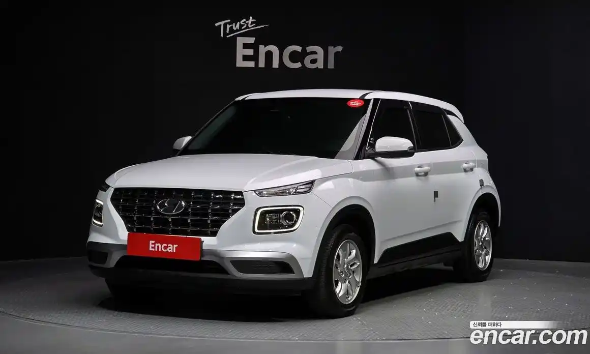 Hyundai Venue 2022 1.6 Автомат в Москве № 123729, фото 12