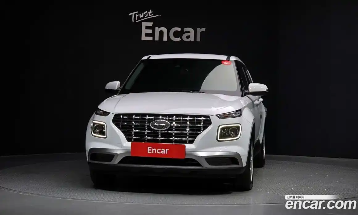 Hyundai Venue 2022 1.6 Автомат в Москве № 123729, фото 9