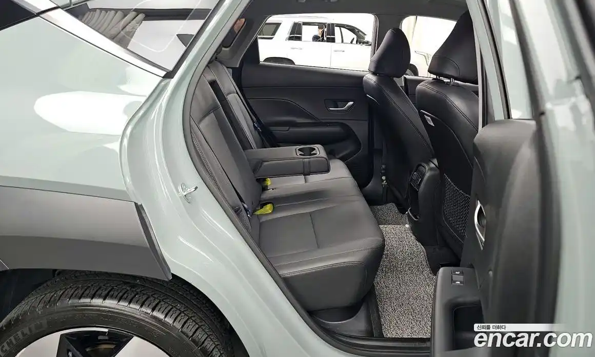 Hyundai Kona 2023 1.6 Автомат в Москве № 124860, фото 4